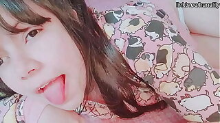 DELICIOUS Dabbler TEEN TEASING YOU WITH HER ASS - HANA LILY